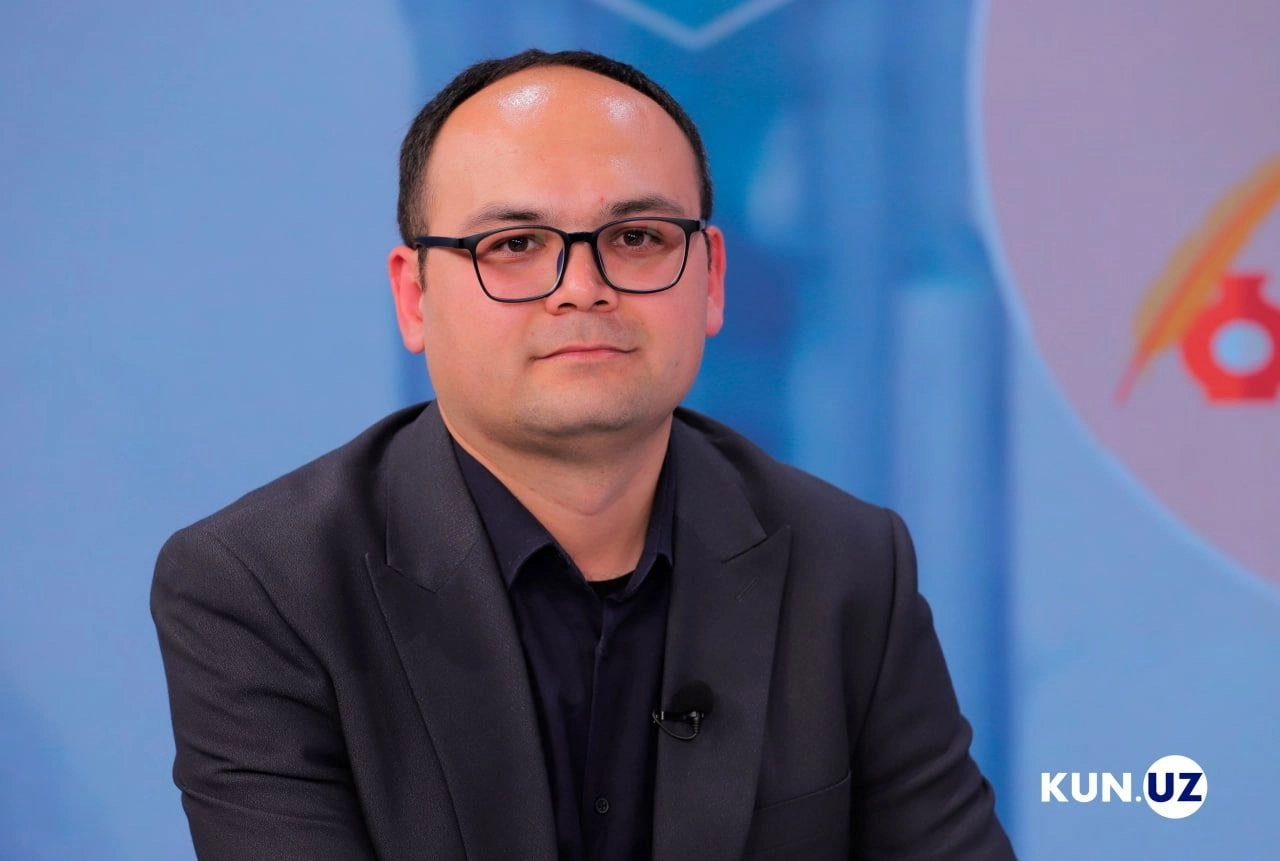 Tiana Rose HD porno filmida Ular fohishaning ogziga tupurishdi